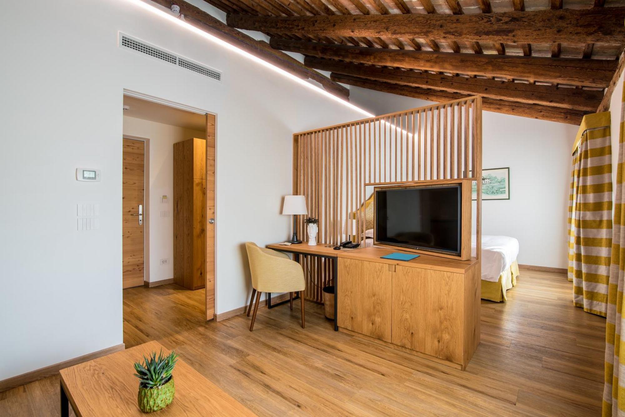 Hotel Ristorante Magia Del Brenta Fiesso dʼArtico Kültér fotó