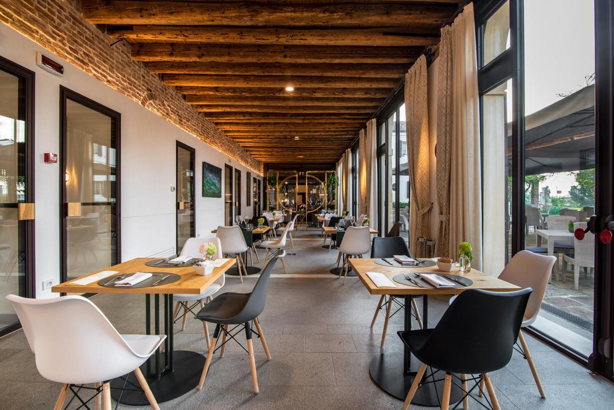Hotel Ristorante Magia Del Brenta Fiesso dʼArtico Kültér fotó